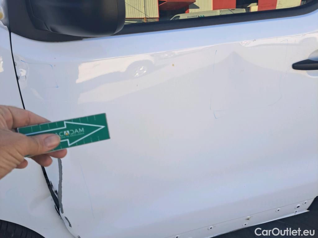  Opel  Vivaro OPEL  / 2019 / 4P / furgón 1.5 Diésel 74kW (100CV) M Std Express (CX) #47