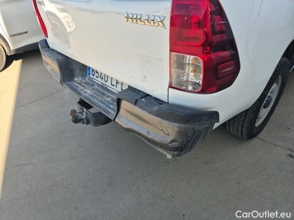  Toyota  Hilux TOYOTA  / 2016 / 2P / pickup 2.4 D-4D Cabina Sencilla GX #10