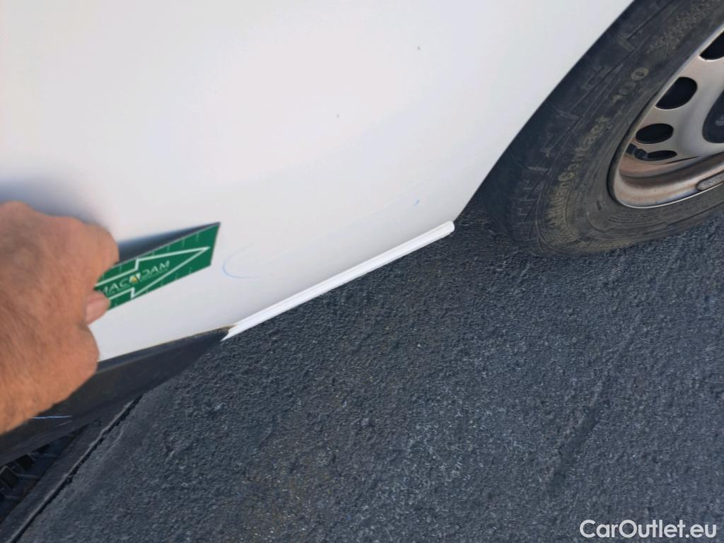  Opel  Vivaro OPEL  / 2019 / 4P / furgón 1.5 Diésel 74kW (100CV) M Std Express (CX) #15