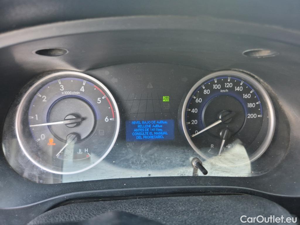 Toyota  Hilux TOYOTA  / 2016 / 2P / pickup 2.4 D-4D Cabina Sencilla GX #43