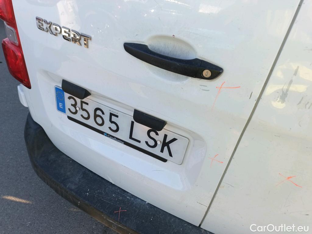  Peugeot  Expert PEUGEOT  / 2016 / 4P / furgón Furgón Premium 1.5 BlueHDi 100 Standard (AC) #16