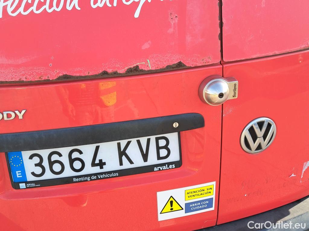  Volkswagen  Caddy VOLKSWAGEN  / 2015 / 4P / furgón derivado de turismo Business 2.0 TDI 75kW (102CV) BMT #16