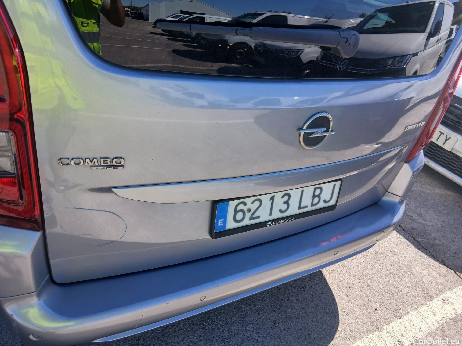  Opel  Combo OPEL  Life / 2018 / 5P / monovolumen compacto 1.5 TD 75kW (100CV) S/S Selective L (CX) #20
