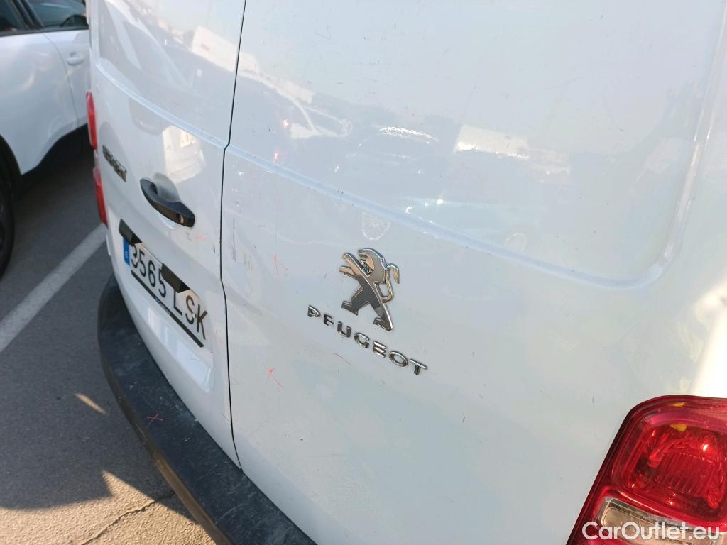  Peugeot  Expert PEUGEOT  / 2016 / 4P / furgón Furgón Premium 1.5 BlueHDi 100 Standard (AC) #11
