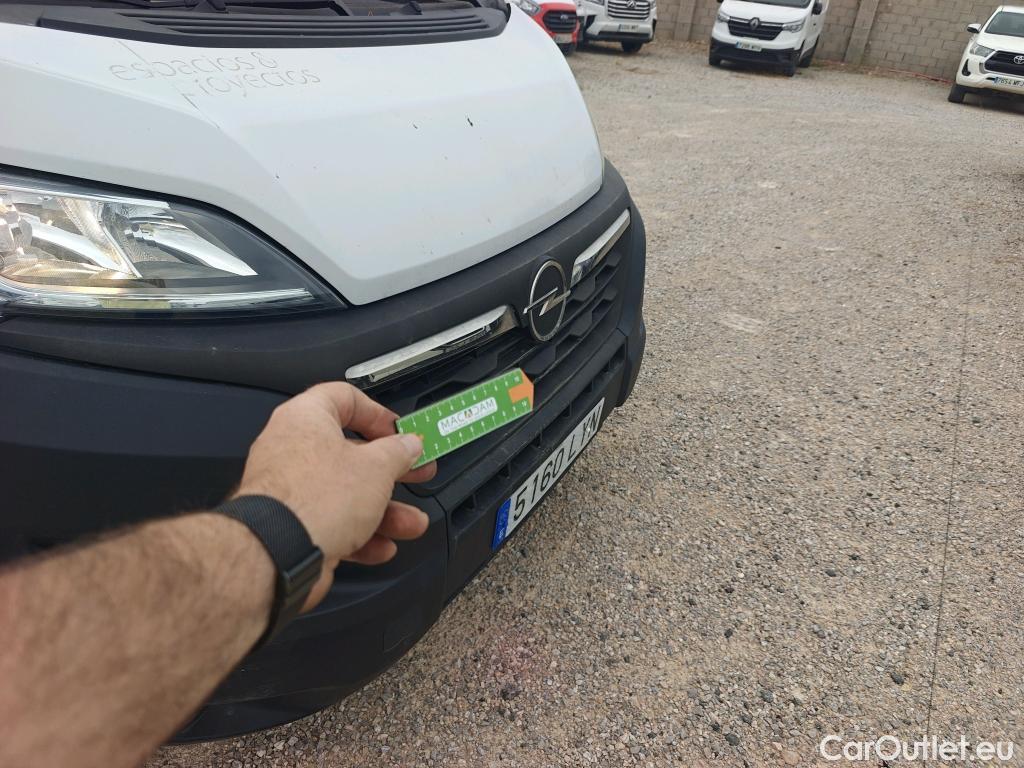  Opel  Movano OPEL  / 2021 / 4P / furgón Furgón Base L2H2 3.5T 2.2 BlueHDi 103kW #36