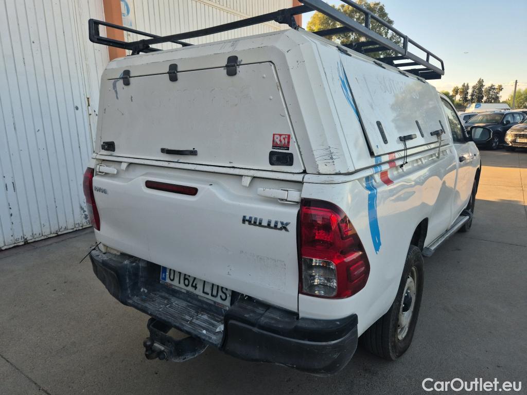  Toyota  Hilux TOYOTA  / 2016 / 2P / pickup 2.4 D-4D Cabina Sencilla GX #18