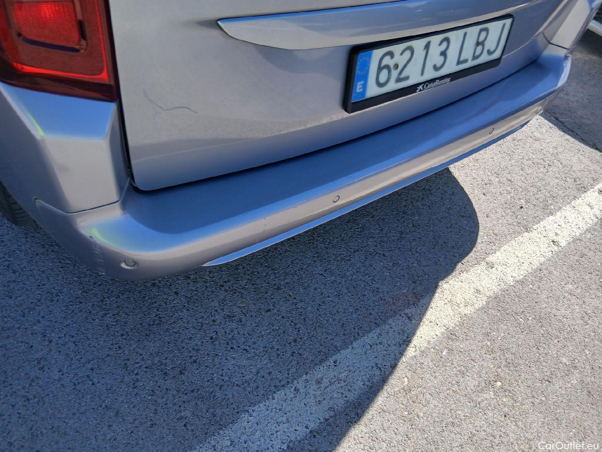  Opel  Combo OPEL  Life / 2018 / 5P / monovolumen compacto 1.5 TD 75kW (100CV) S/S Selective L (CX) #19