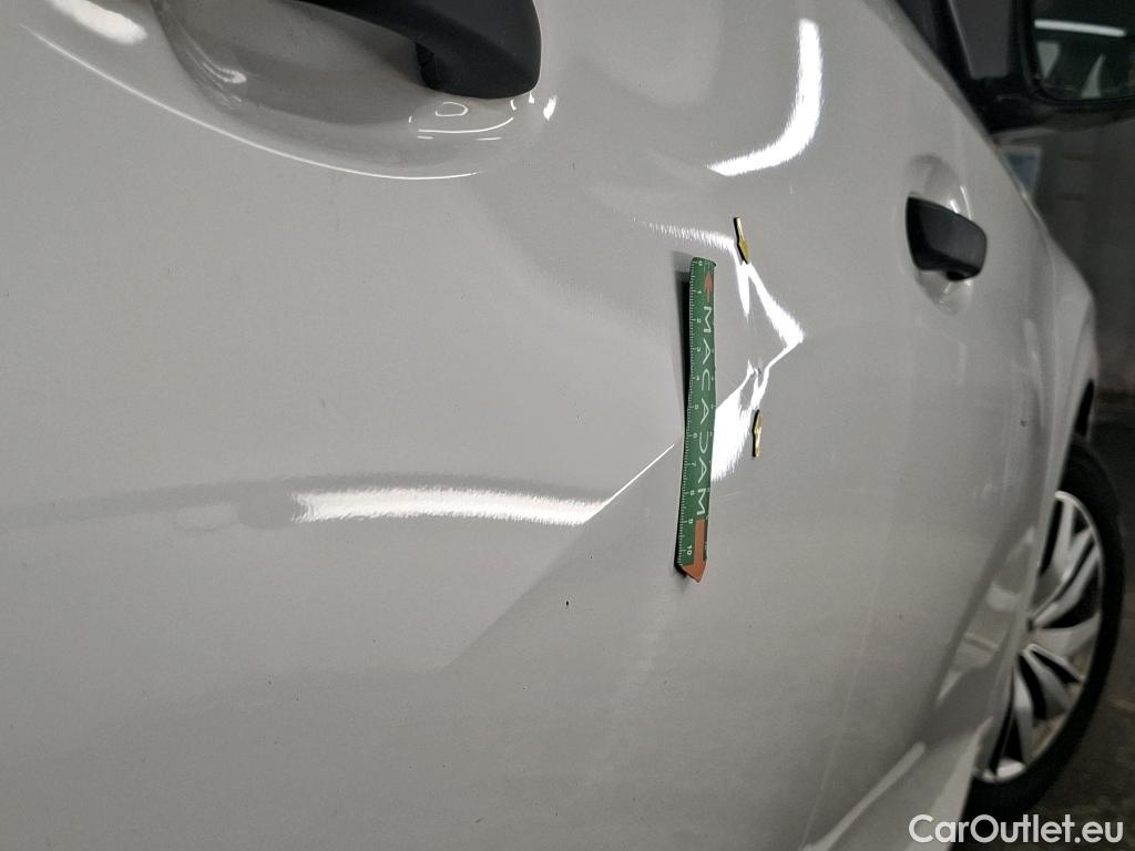  Peugeot  208  Premium 1.5 HDi 100CV BVM6 E6d #25