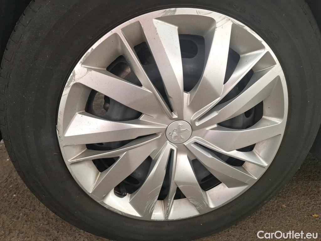  Peugeot  208  Premium 1.5 HDi 100CV BVM6 E6d #44