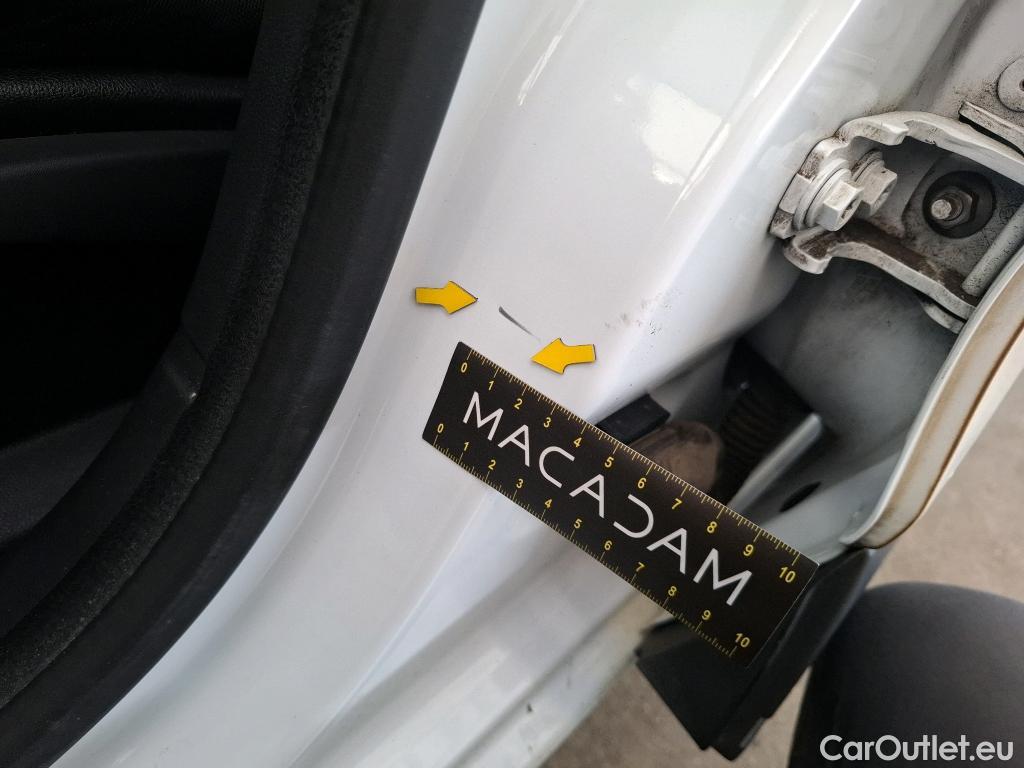  Renault  Clio  IV Air MediaNav 1.5 dCi 75CV BVM5 E6 #12