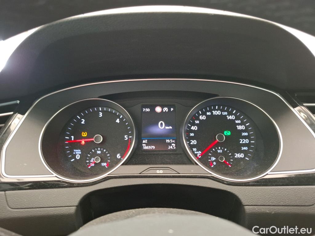 Volkswagen  Passat  Break Life Plus 2.0 TDI 150CV BVA7 E6d #10