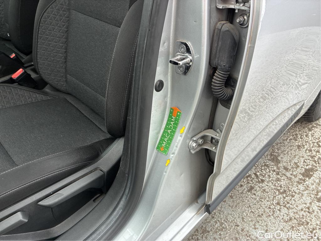  Renault  Clio  V Société Air Nav 1.5 dCi 85CV BVM6 E6dT #1