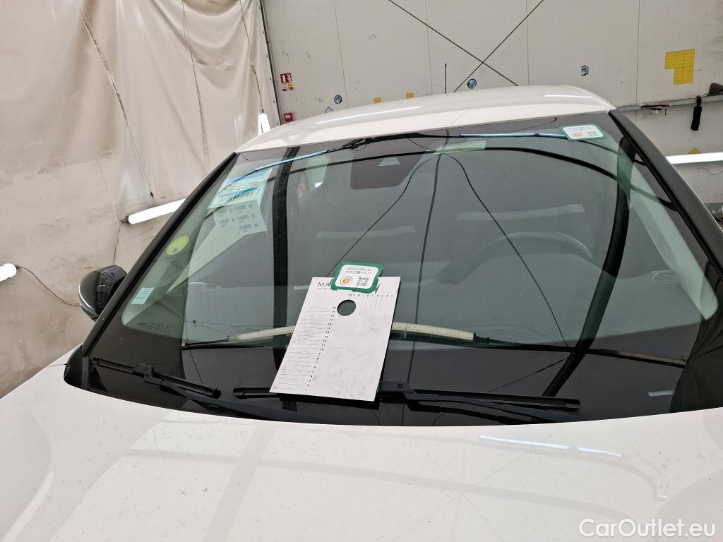  Citroen  C4  Berline Feel Nav Business R 1.5 BlueHDI 130CV BVA8 E6d #1