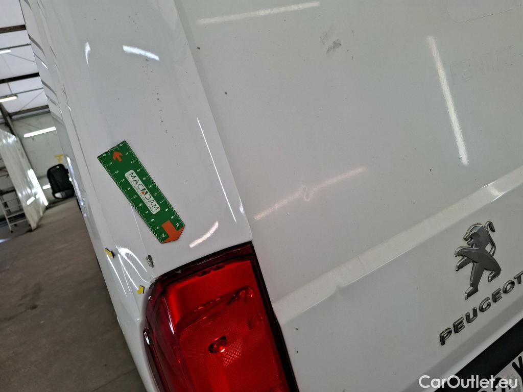  Peugeot  Boxer PEUGEOT  VU 4p Fourgon BLUEHDI 110 PRO 335 L2H2 #18