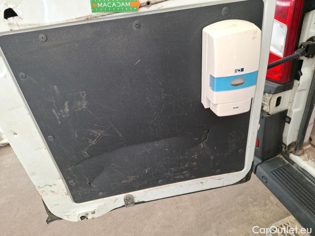  Citroen  Jumper CITROEN  / 2014 / 4P / Fourgon tôlé 33 L1H2 BlueHDi 140 S&S BVM6 Club #16