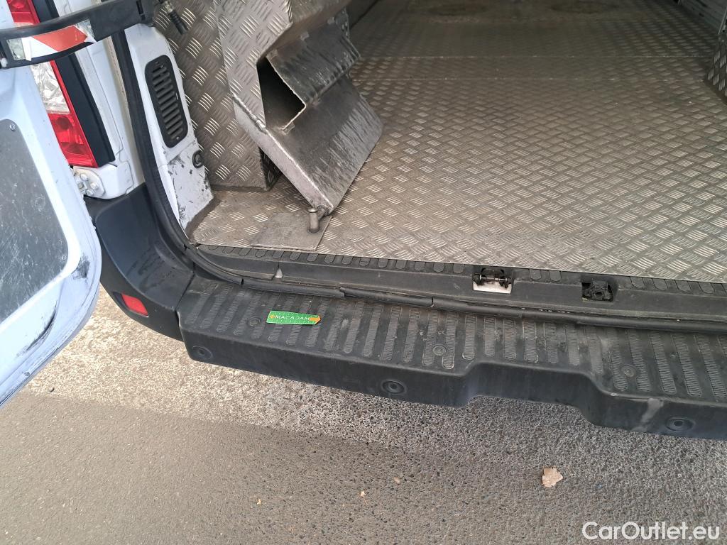  Renault  Master  Fourgon L2H2 3 5 Grand Confort dCi 135CV BVM6 E6dT #3