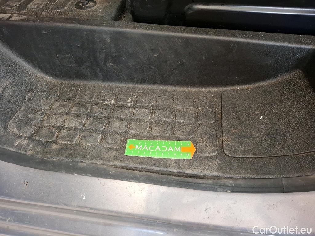  Peugeot  Expert  Fourgon Asphalt L2 2.0 HDi 120CV BVA8 E6dT #11