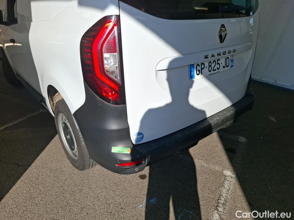  Renault  Kangoo RENAULT  / 2021 / 4P / Fourgonnette GD CONFORT - BLUE DCI 95 #74