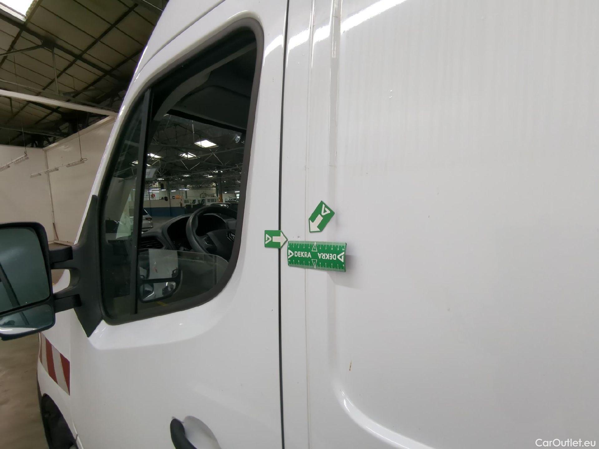  Renault  Master RENAULT  / 2019 / 4P / Fourgon tôlé FG P GCF RJ3500 L3H2 Energy dCi 145 #9