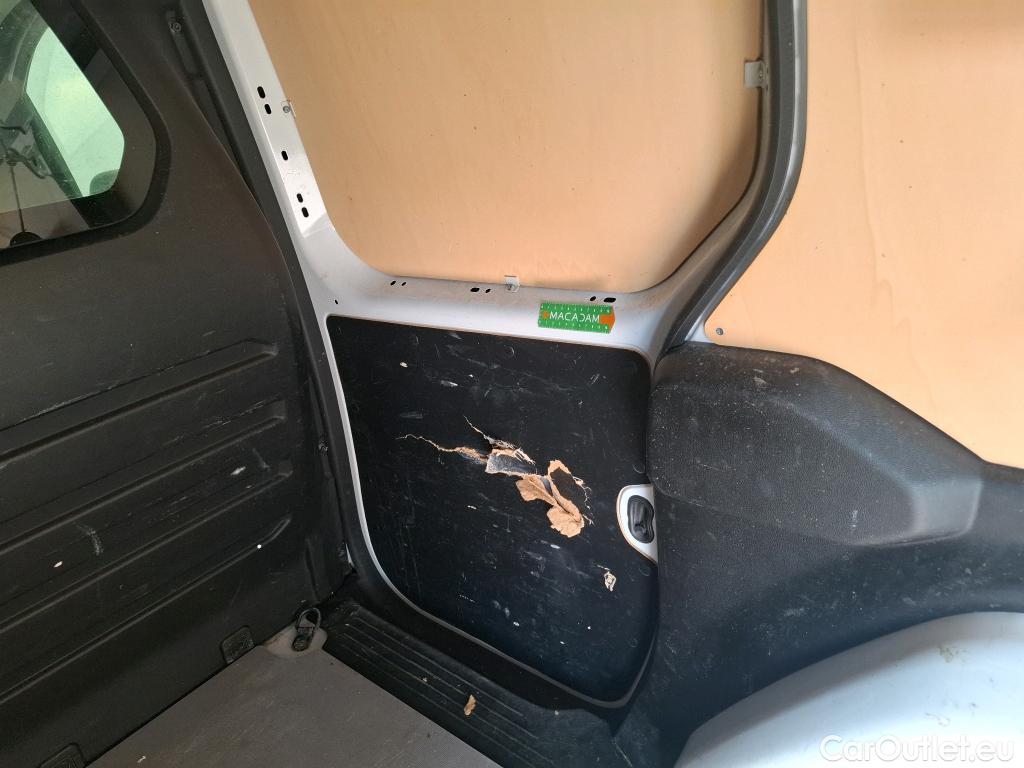  Renault  Kangoo RENAULT  / 2021 / 4P / Fourgonnette GD CONFORT - BLUE DCI 95 #36
