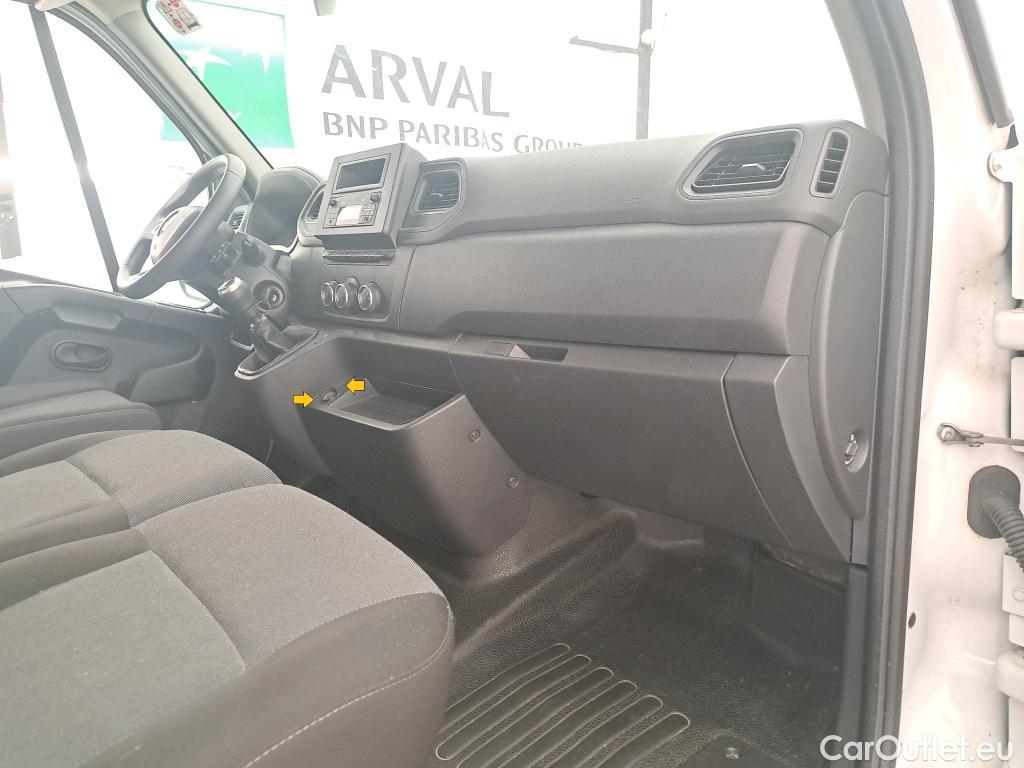  Renault  Master  Fourgon L2H2 3 5 Grand Confort dCi 135CV BVM6 E6dT #9