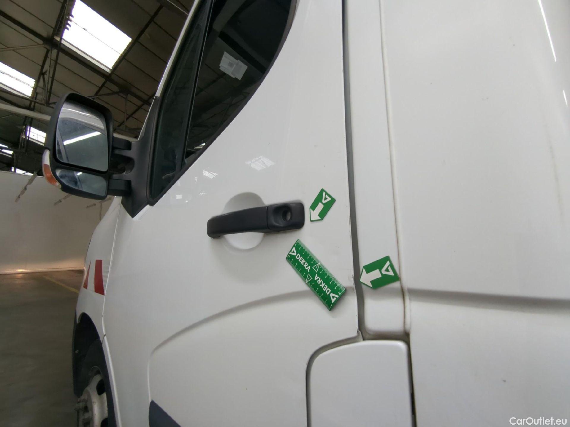  Renault  Master RENAULT  SC / 2019 / 2P / Châssis cabine CC GCF Pr RJ3500 L3 Energy dCi 165 #28