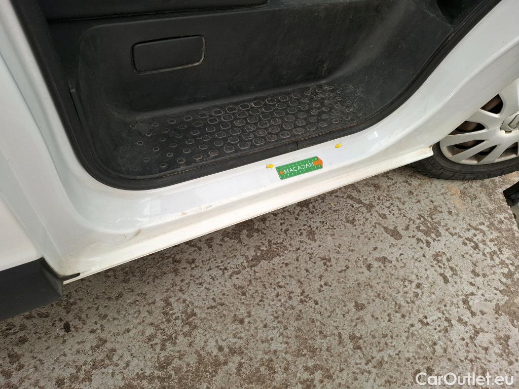  Renault  Trafic RENAULT  / 2019 / 4P / Fourgon tole FG GCF L1H1 1000 Energy dCi 145 EDC #21