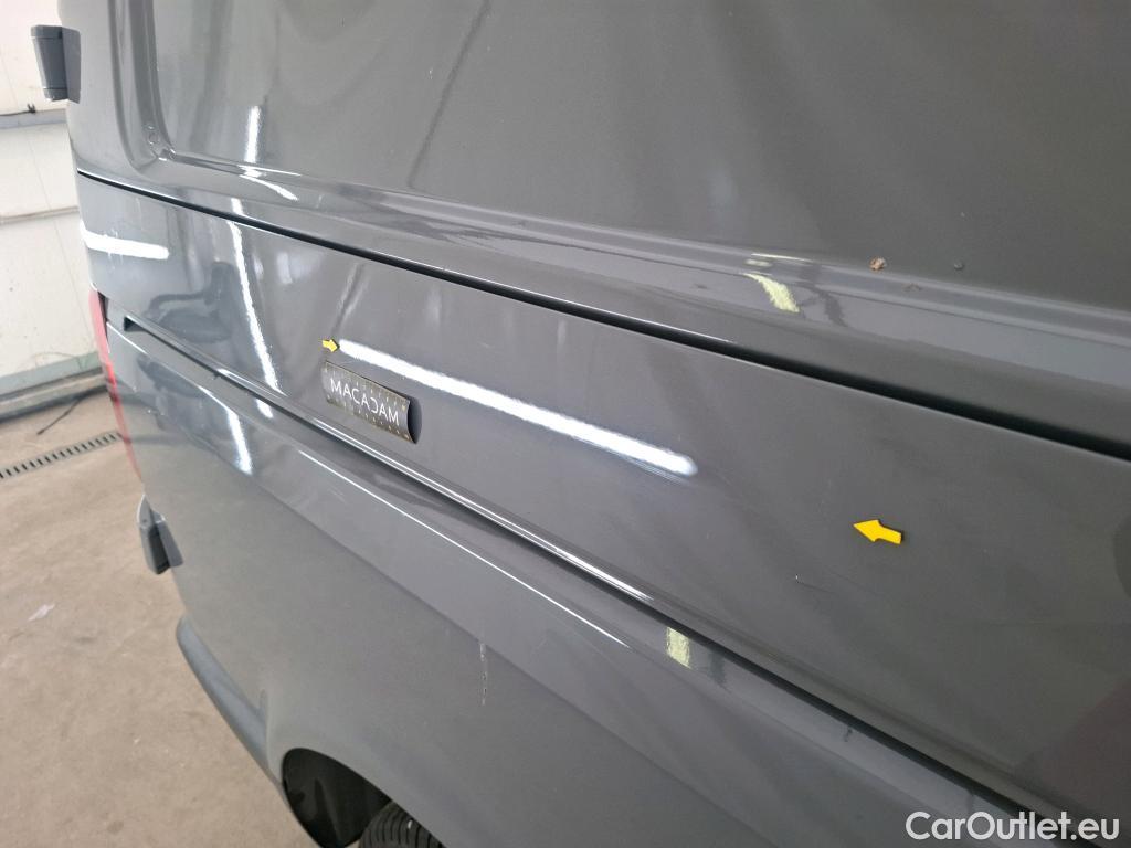  Volkswagen  Transporter VOLKSWAGEN  / 2019 / 4P / Fourgon tôlé 2.0 TDi 150 DSG7 L1H1 Business Line #100