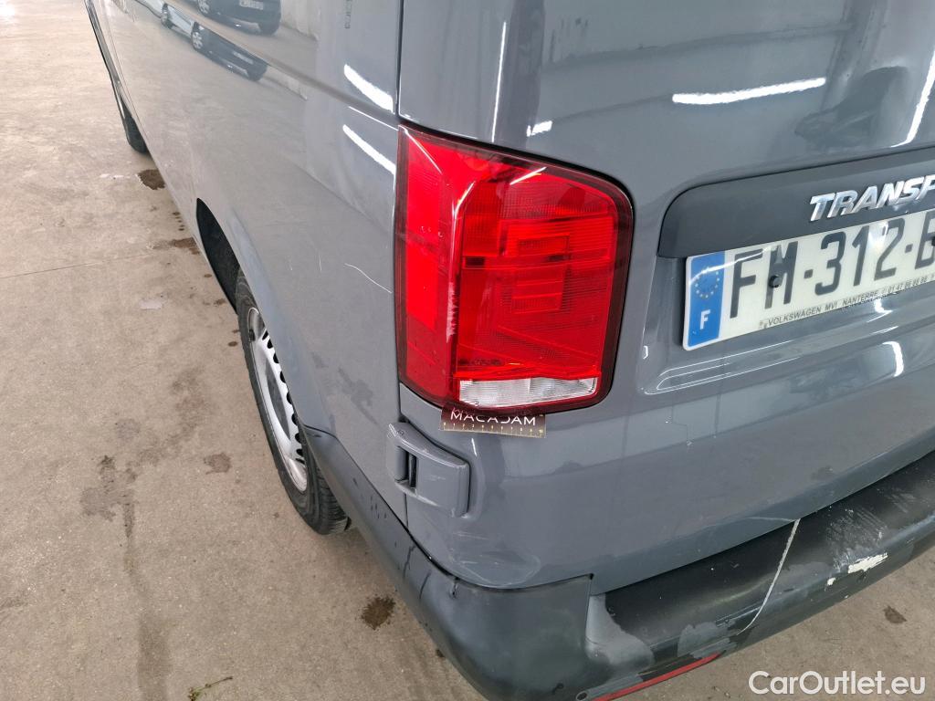  Volkswagen  Transporter VOLKSWAGEN  / 2019 / 4P / Fourgon tôlé 2.0 TDi 150 DSG7 L1H1 Business Line #110