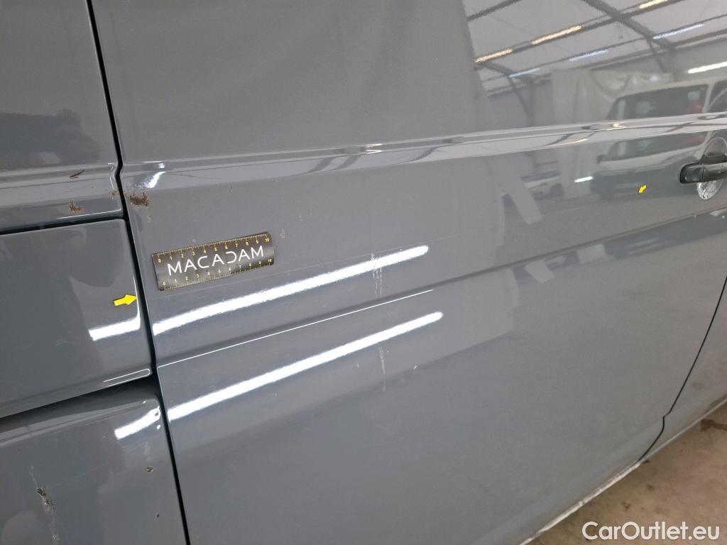  Volkswagen  Transporter VOLKSWAGEN  / 2019 / 4P / Fourgon tôlé 2.0 TDi 150 DSG7 L1H1 Business Line #102
