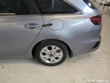  KIA  Cee'd KIA  SW 1.5 T-GDI 160KM 6MT M 5d #40