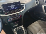  KIA  Cee'd KIA  SW 1.5 T-GDI 160KM 6MT M 5d #13