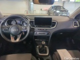  KIA  Cee'd KIA  SW 1.5 T-GDI 160KM 6MT M 5d #17