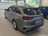  KIA  Cee'd KIA  SW 1.5 T-GDI 160KM 6MT M 5d #17