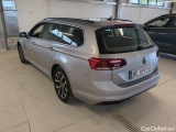  Volkswagen  Passat Volkswagen  Variant 1.5 TSI EVO 150 KM DSG Business 5d #20