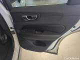  Volvo  XC60 Volvo  B4 Mild Hybrid Benz Momentum Pro Auto 5d #32