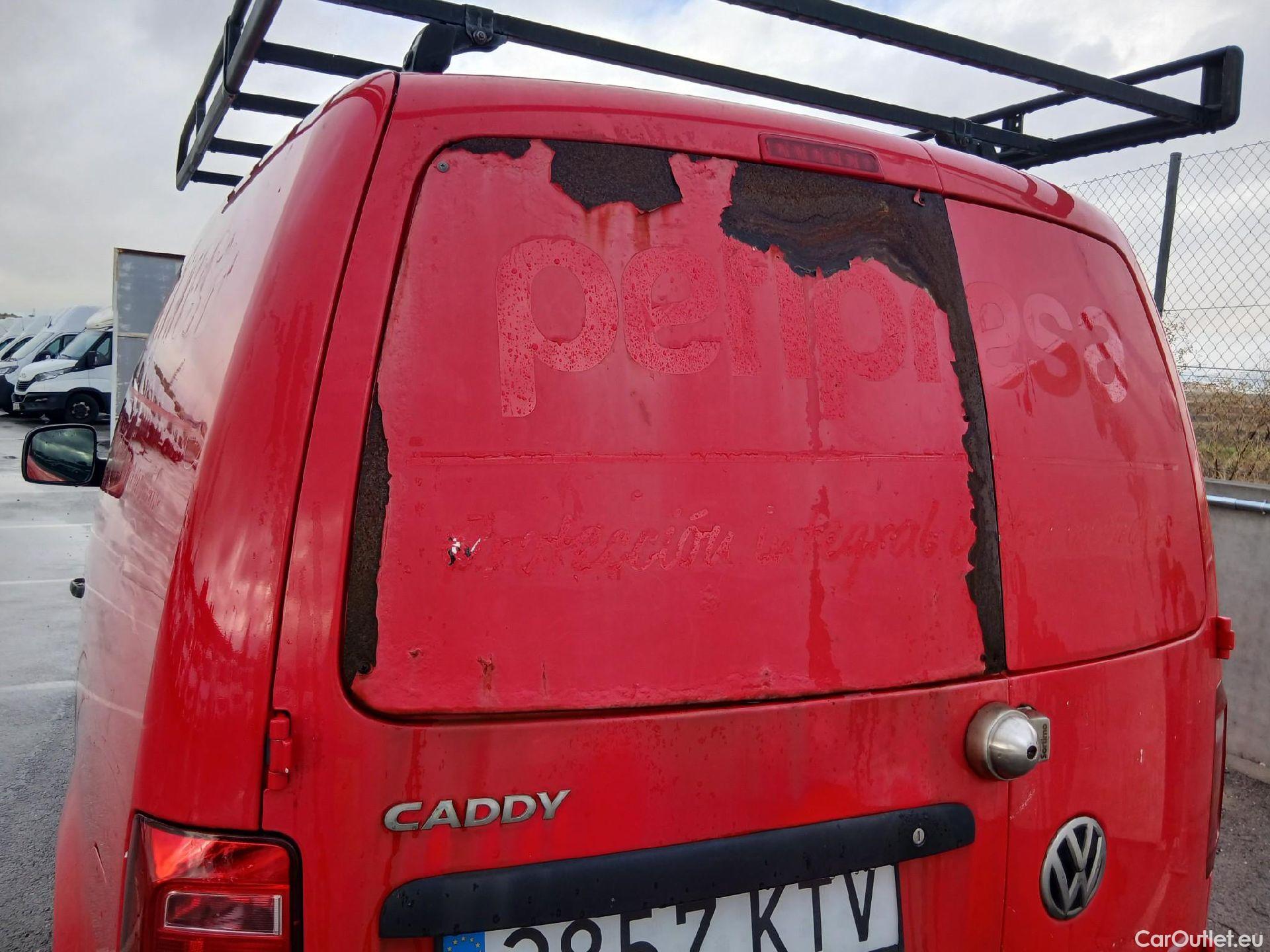  Volkswagen  Caddy VOLKSWAGEN  / 2015 / 4P / furgón derivado de turismo Business 2.0 TDI 75kW (102CV) BMT #19