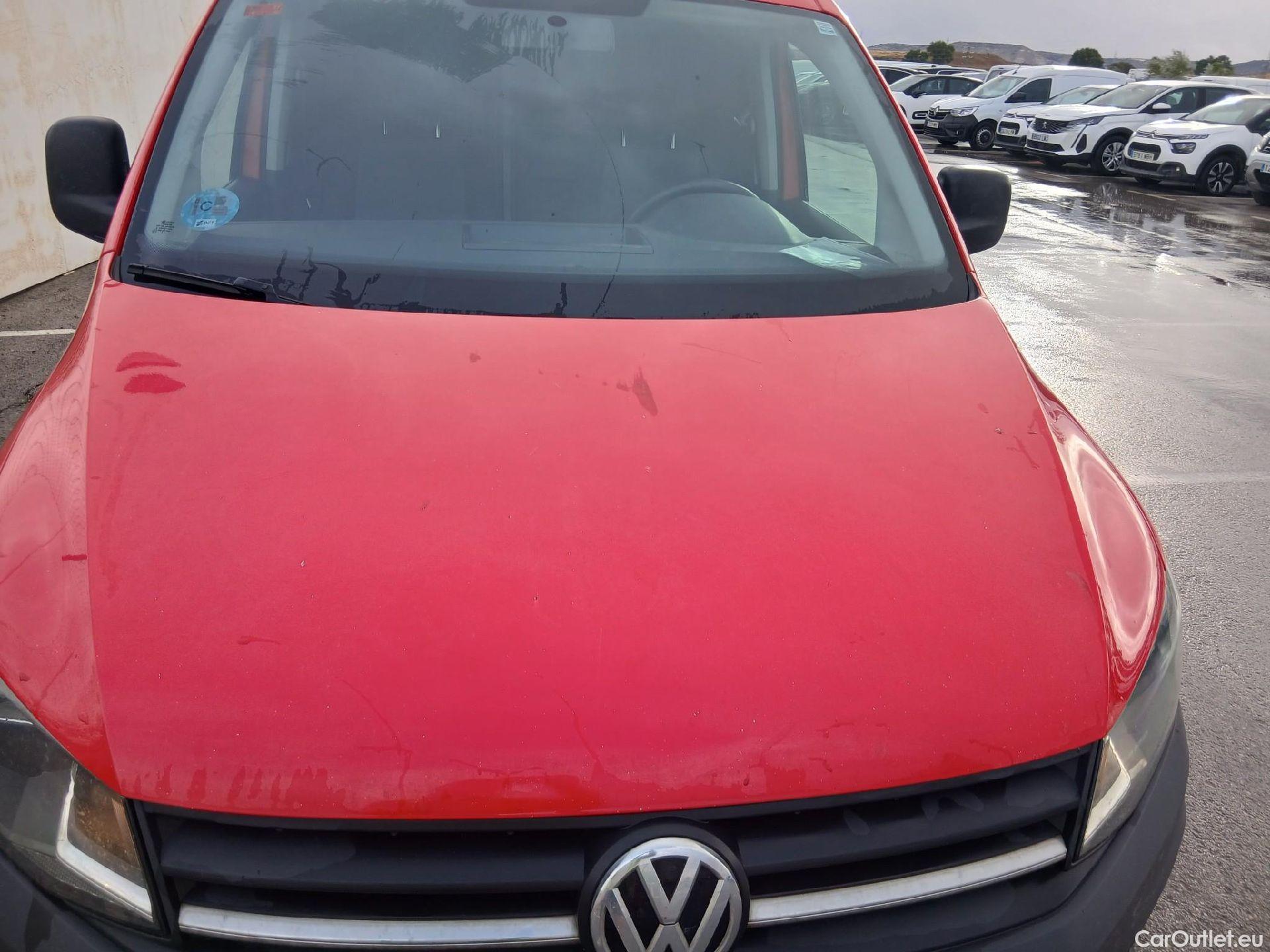  Volkswagen  Caddy VOLKSWAGEN  / 2015 / 4P / furgón derivado de turismo Business 2.0 TDI 75kW (102CV) BMT #9