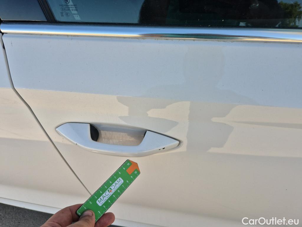  Skoda  Octavia SKODA  / 2020 / 5P / familiar Combi 2.0 TDI 85kW(115CV) Man Ambition #14
