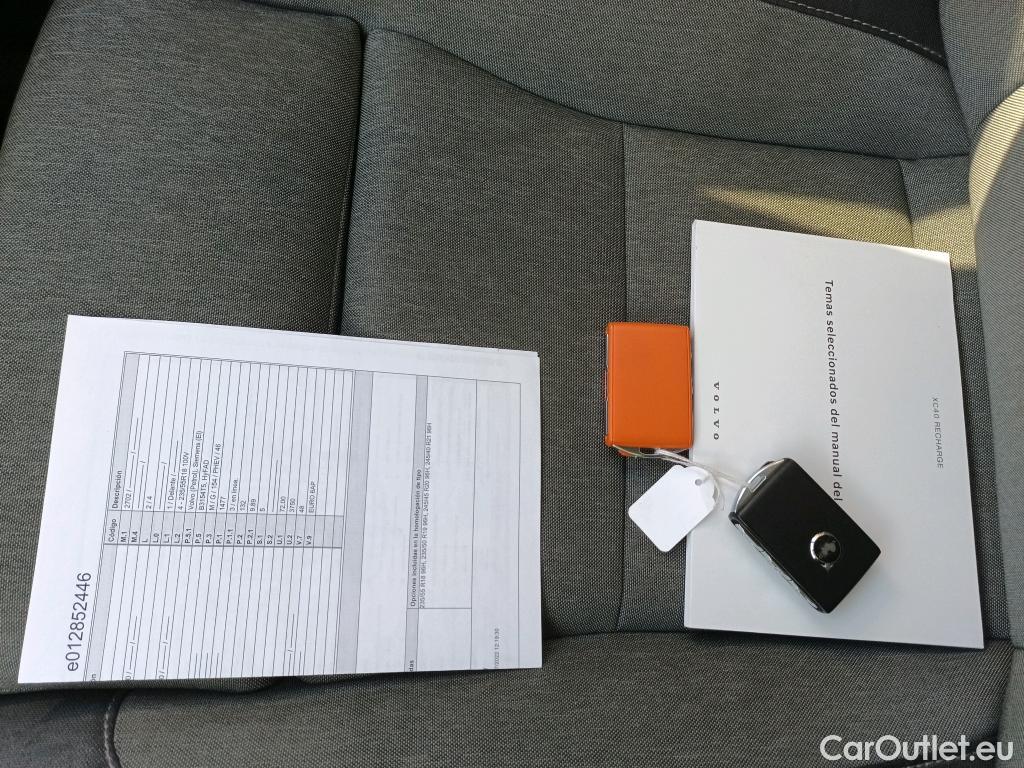  Volvo  XC 40 VOLVO XC40 / 2021 / 5P / todoterreno 1.5 T5 Recharge PHEV Bright Auto #2