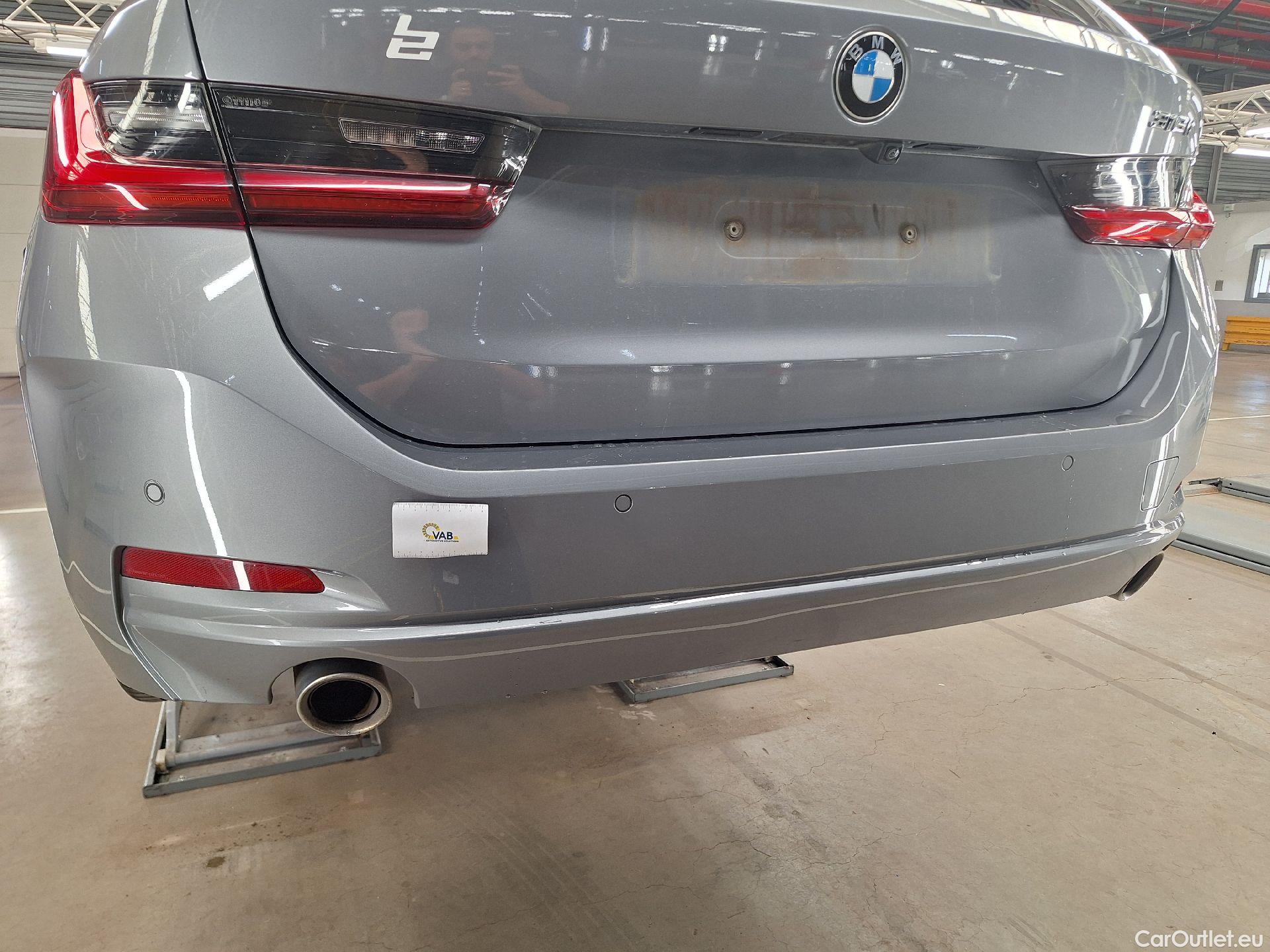  Bmw  Serie 3 BMW, 3-serie T FL'22, 318i Touring 115kw A #17