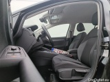  Volkswagen  Golf  Volkswagen VIII 1.0 eTSI 81kW Active DSG 5d #3