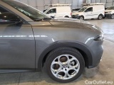  Alfa Romeo  TONALE ALFA ROMEO  / 2022 / 5P / SUV 1.5 130CV HYBRID TCT7 SPRINT #26
