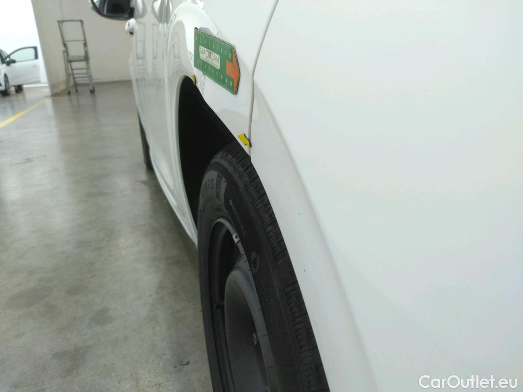  Peugeot  208  Affaire Premium Pack 1.5 HDi 100CV BVM5 E6dT #14
