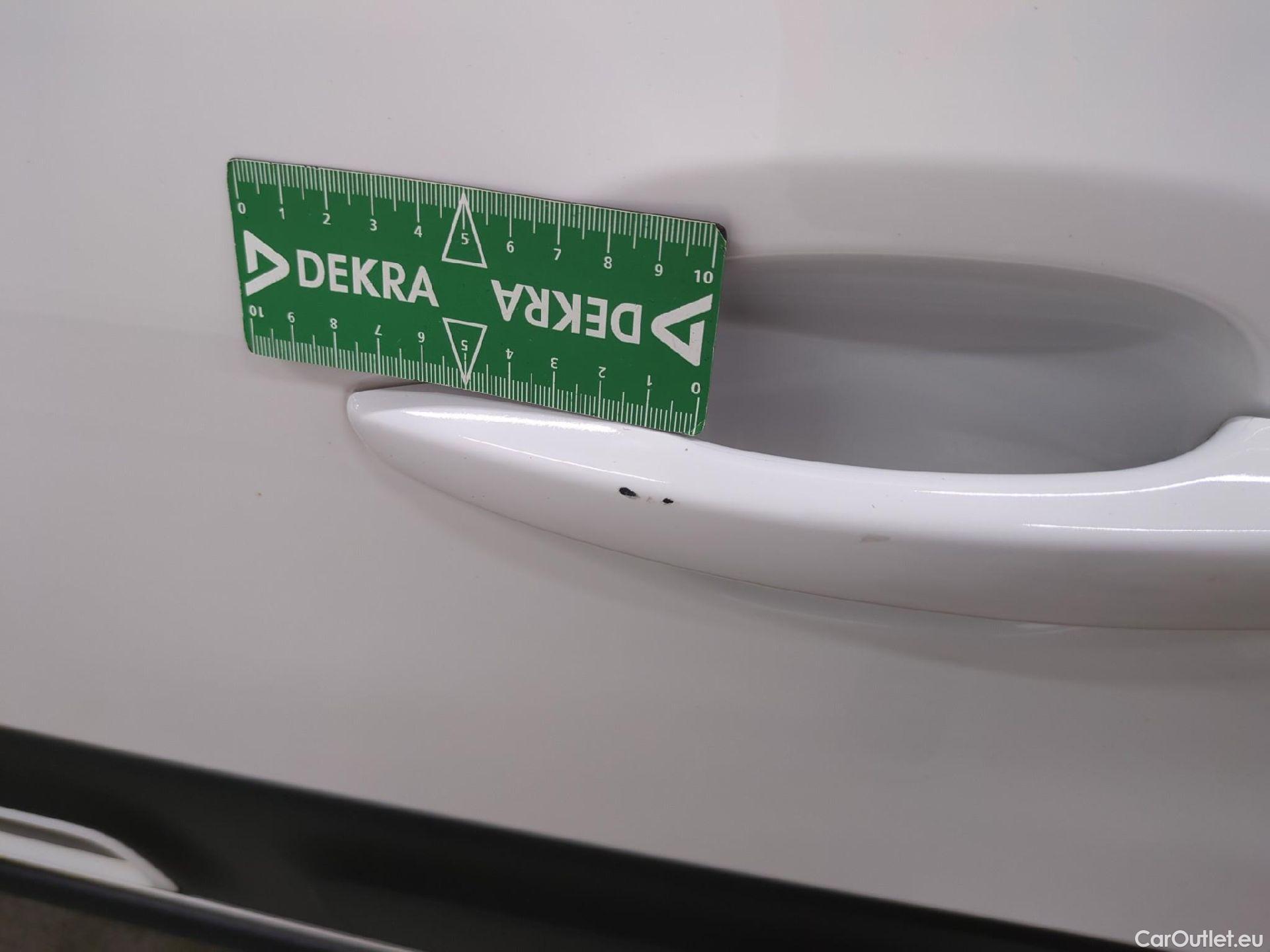  Citroen  C3 CITROEN  Société / 2020 / 5P / Berline / VU PureTech 83 S&S BVM Feel Nav #3