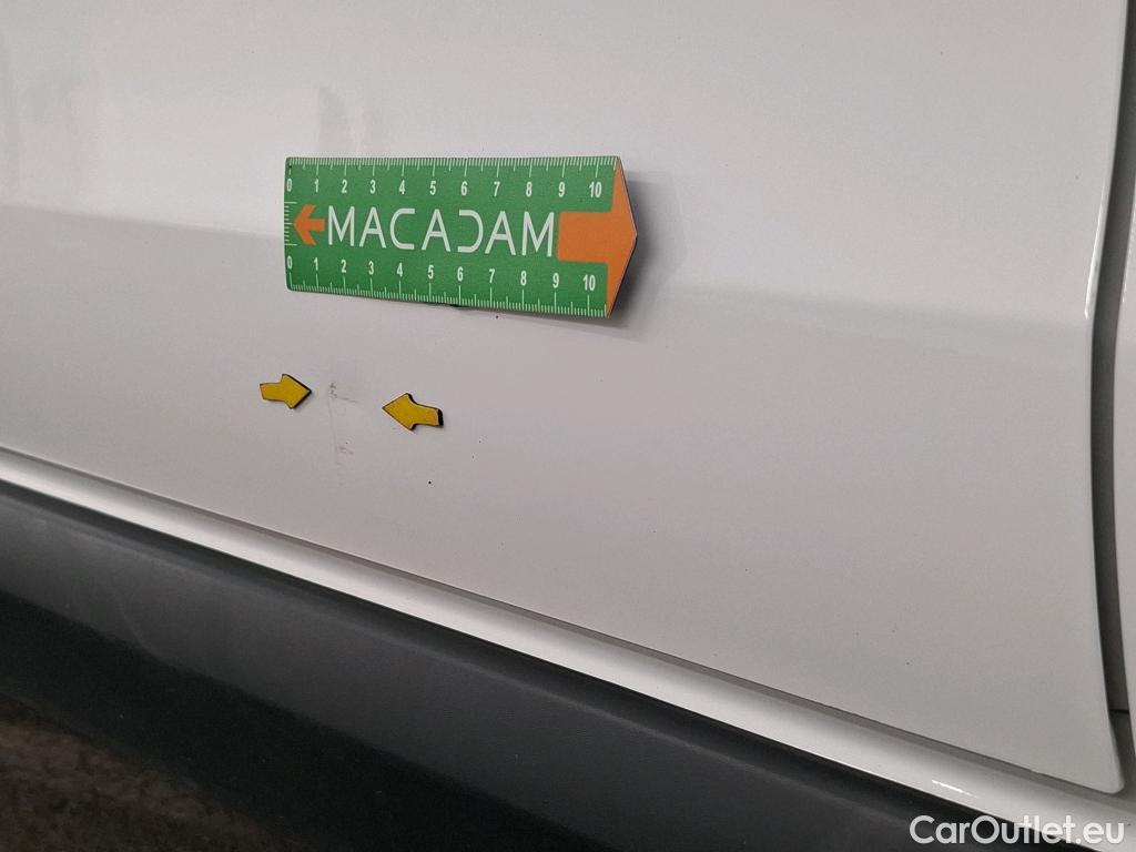  Citroen  C3 CITROEN  Société / 2020 / 5P / Berline / VU BlueHDi 100 SandS BVM6 Feel Nav #3