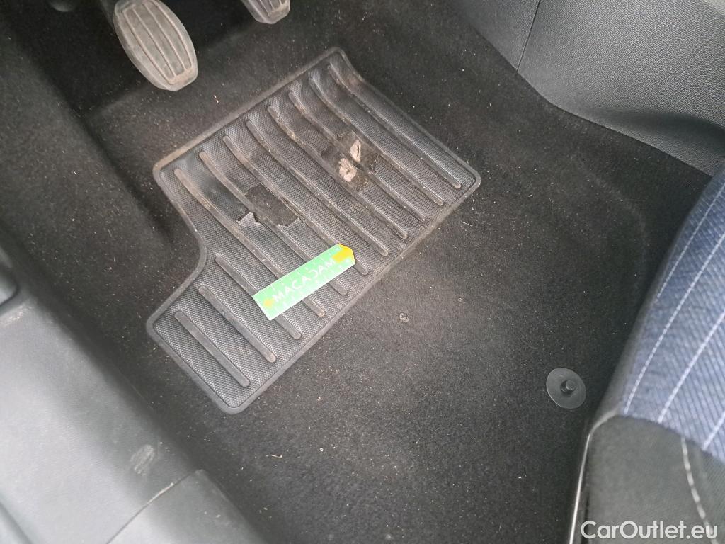  Peugeot  208  Premium 1.5 HDi 100CV BVM6 E6d #1