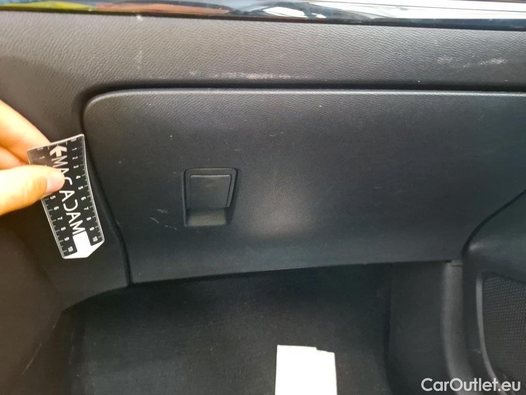  Peugeot  208  Premium 1.5 HDi 100CV BVM6 E6d #23