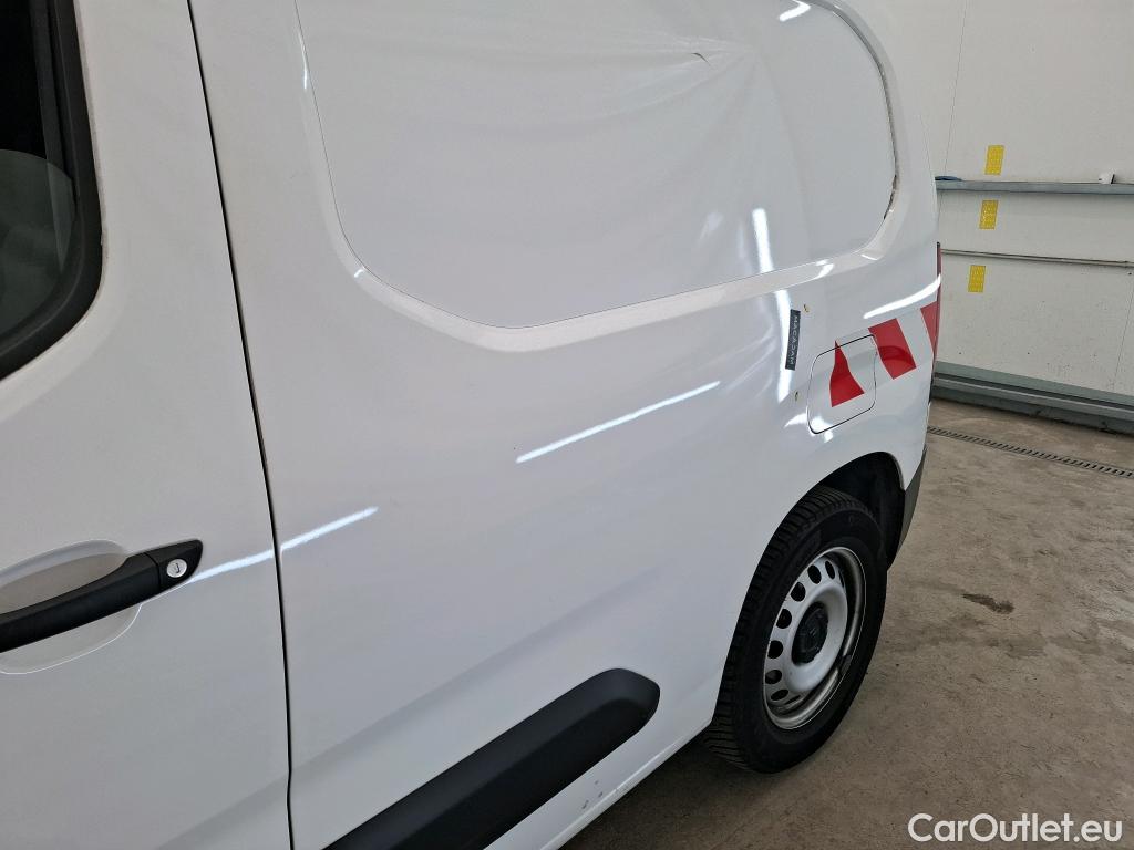  Citroen  Berlingo  Fourgon Worker M 1000 1.2 PureTech 130CV BVA8 E6d #1