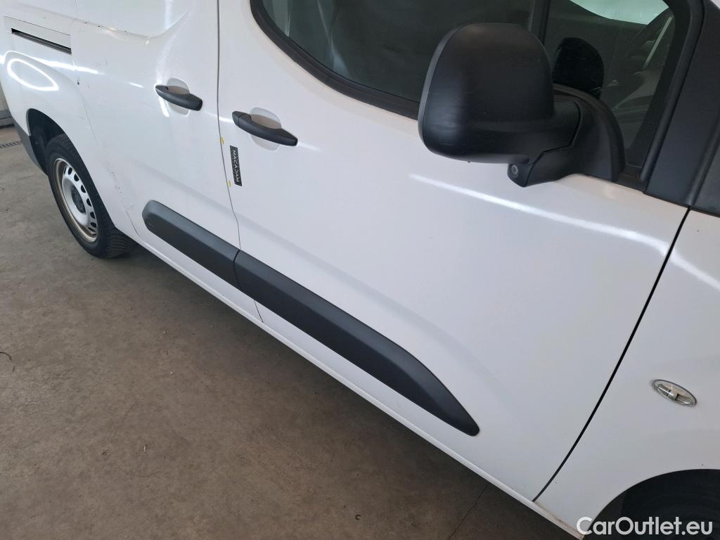 Citroen  Berlingo  Fourgon Driver XL 950 1.5 BlueHDi 100CV BVM5 E6dT #40